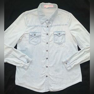 Grayson Large Blue Light-Wash Collared Pocketed Button Up Long Sleeve Shirt